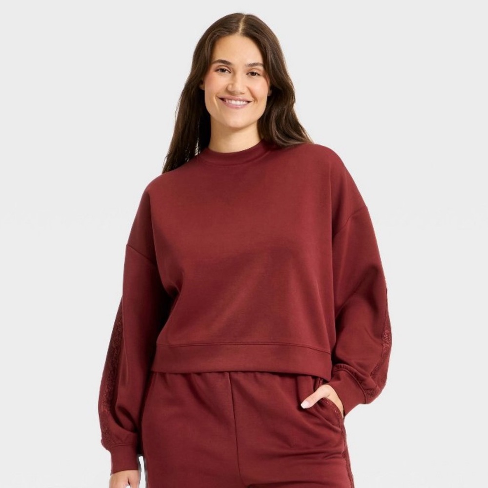 Target All in Motion Maroon Airy Sleek Lace Trim Sweatshirt Size XL NWT